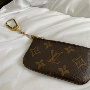 LV KEY POUCH